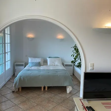 Domaine Des Tuilieres Avec Piscine Villa *