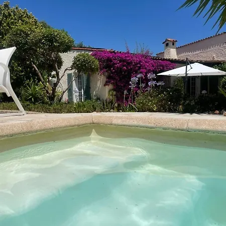 Domaine Des Tuilieres Avec Piscine Vallauris