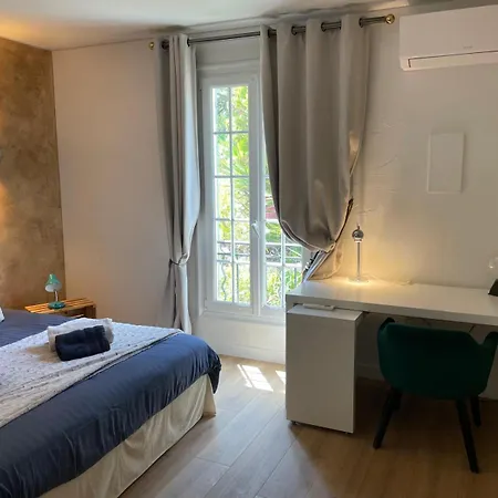 Domaine Des Tuilieres Avec Piscine Villa